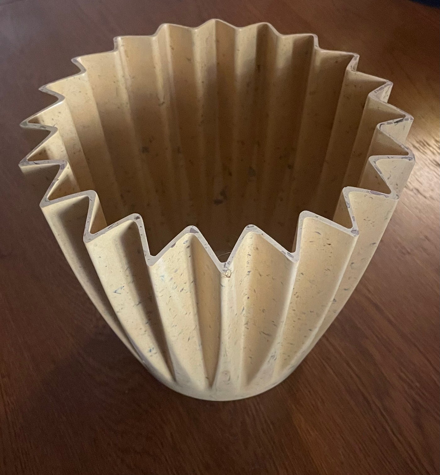 Earthy Recycled Coffee Husk Yellow Corrugated Pot Cover