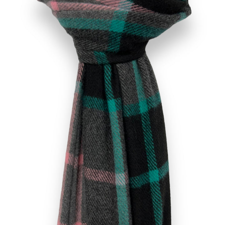 Check Scarf With Tassels Black