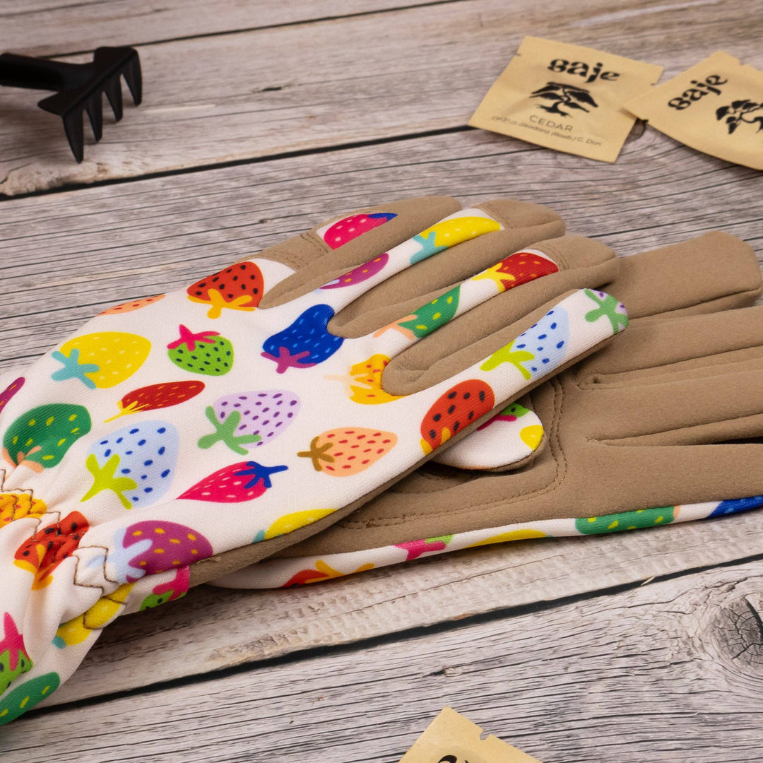 Saje Multicolour Strawberry Design Women's One Size Gardening Gloves