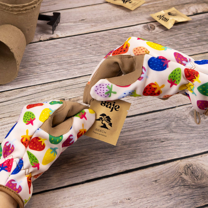 Saje Multicolour Strawberry Design Women's One Size Gardening Gloves