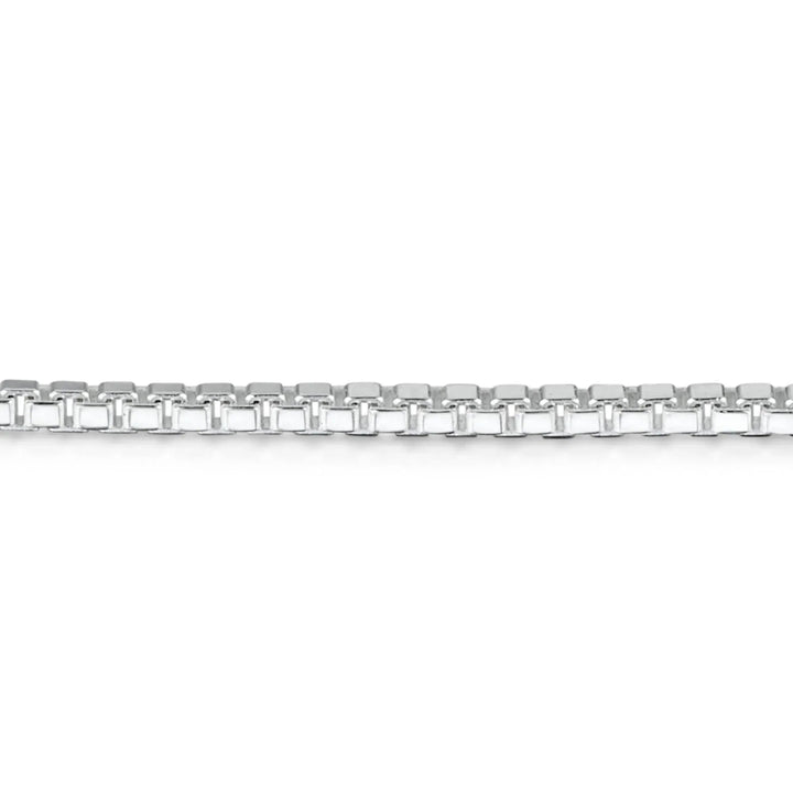 Shrieking Violet® Sterling Silver Real Daisy Round Pendant Necklace