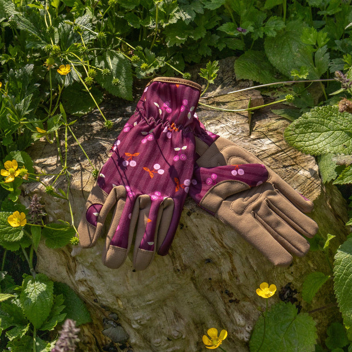 Willow & Belle Cherries Design Burgundy Pink Women's One Size Gardening Gloves
