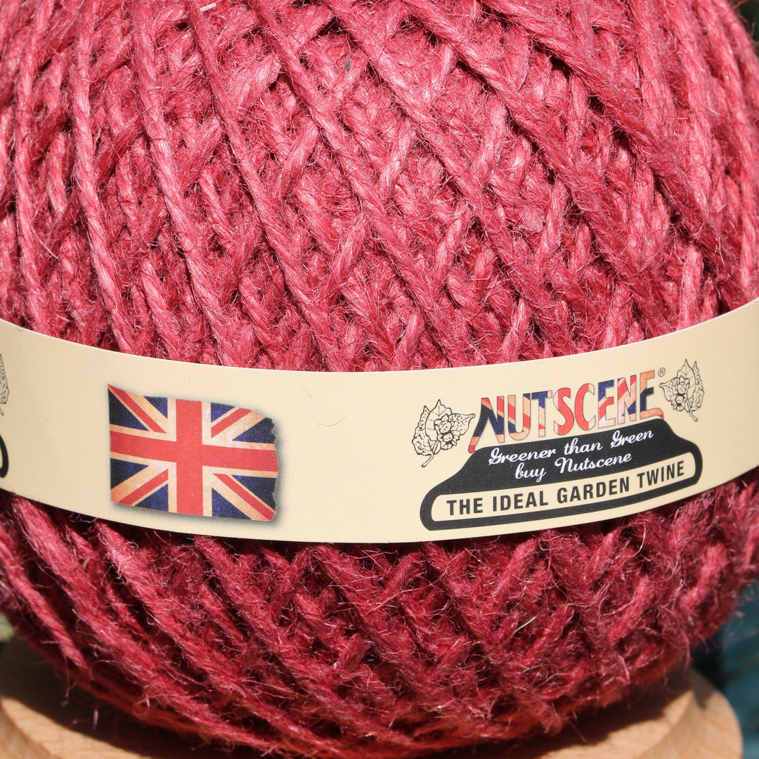 Nutscene Wooden Twine Holder With Cutter And Jute Twine - Red 130m