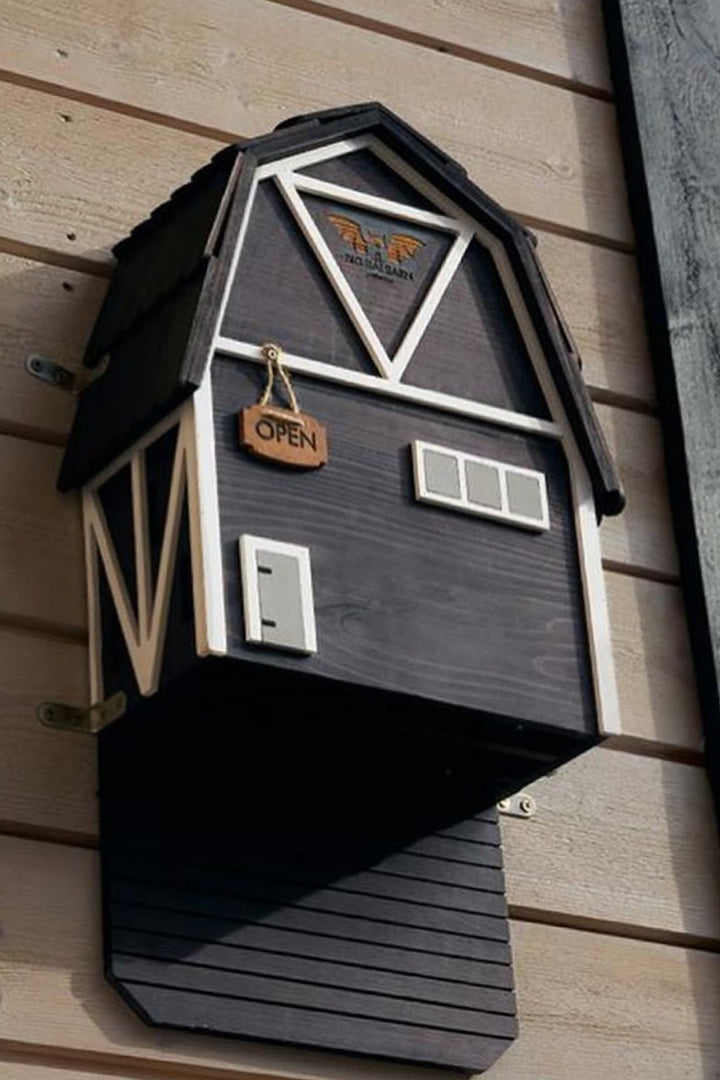 WildYard Big Bat Barn Three Chamber Cedar Black