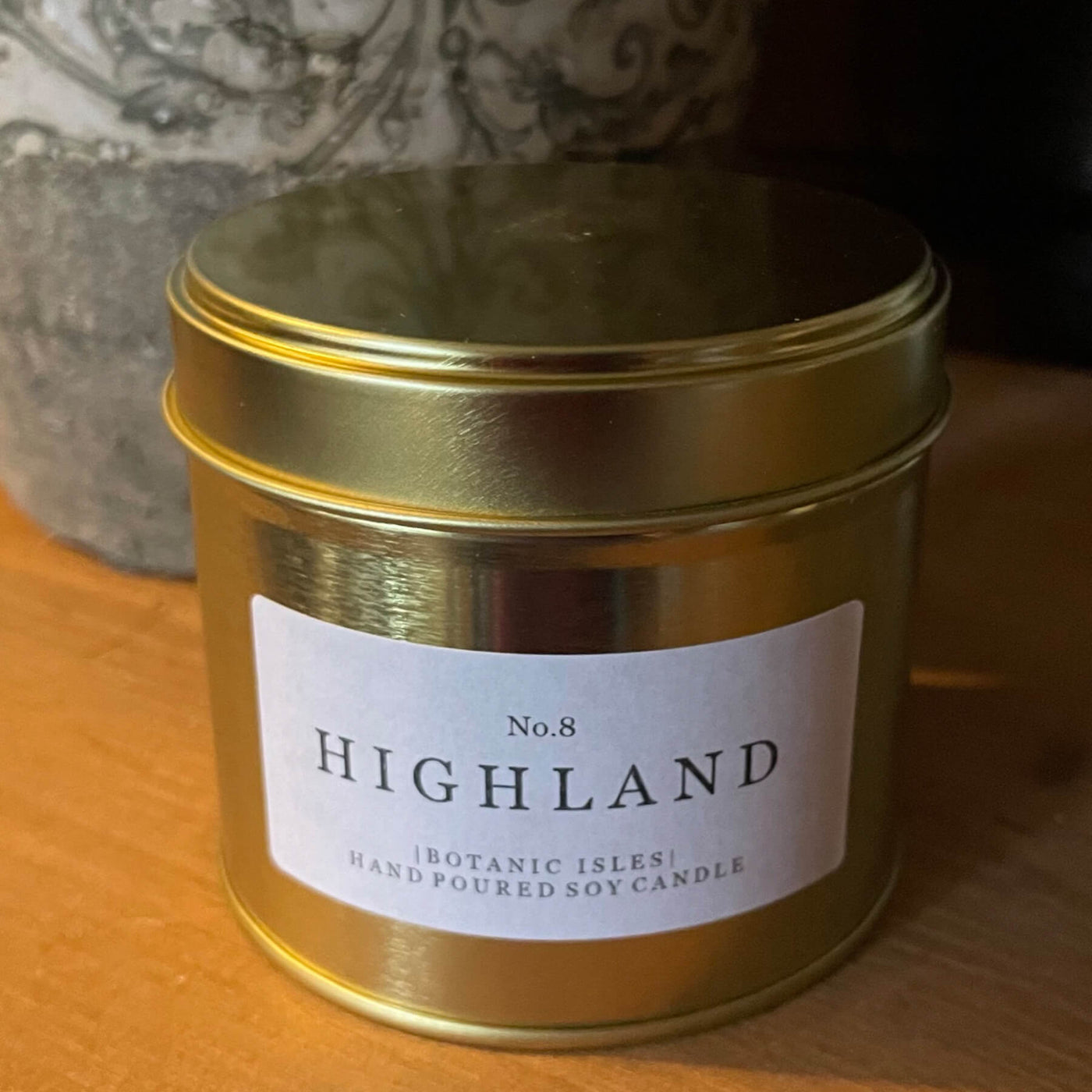 Botanic Isles No. 8 Highland Hand Poured Large Soy Candle In Gold Tin - Norman & Vera Garden Emporium