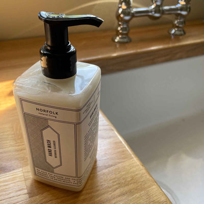 Norfolk Natural Living Coastal Hand Wash 300ml - Norman & Vera Garden Emporium